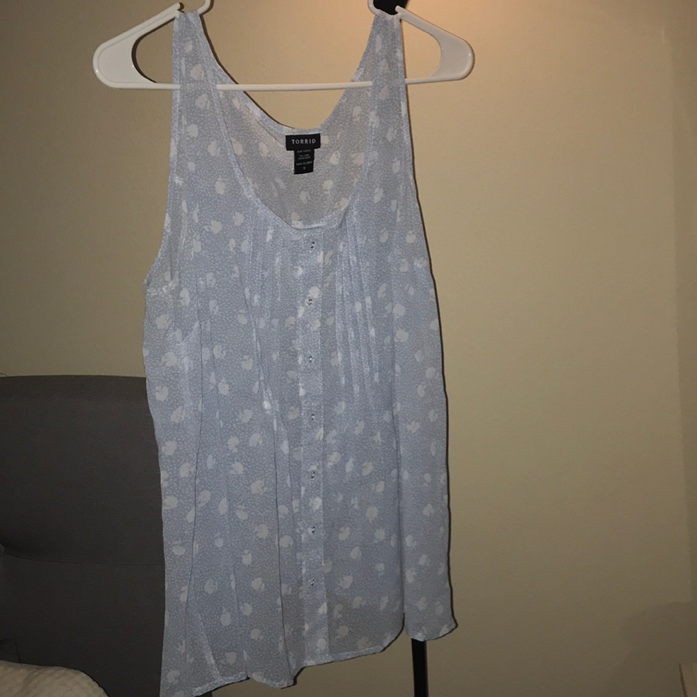 Torrid sleeveless top